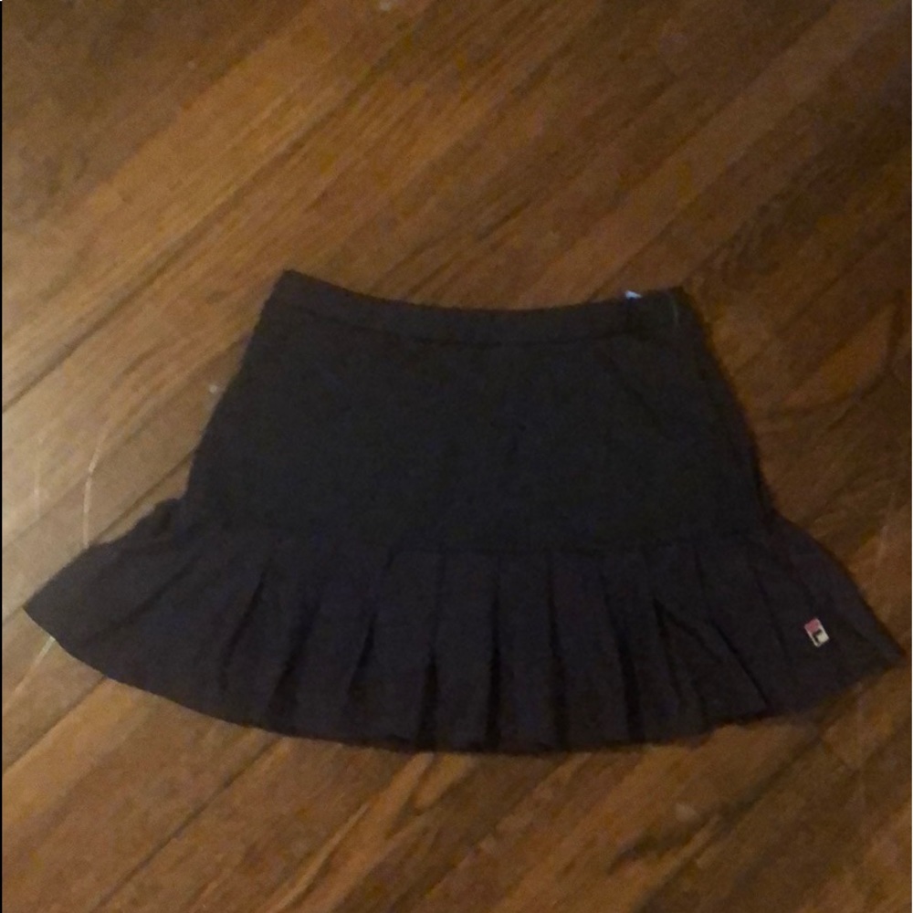 FILA SCORT WITH PLEATS